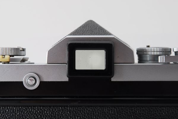 1722 ニコン Nikon F Eye Level + Nikkor 50mm f/2 フィルム 一眼レフ ...