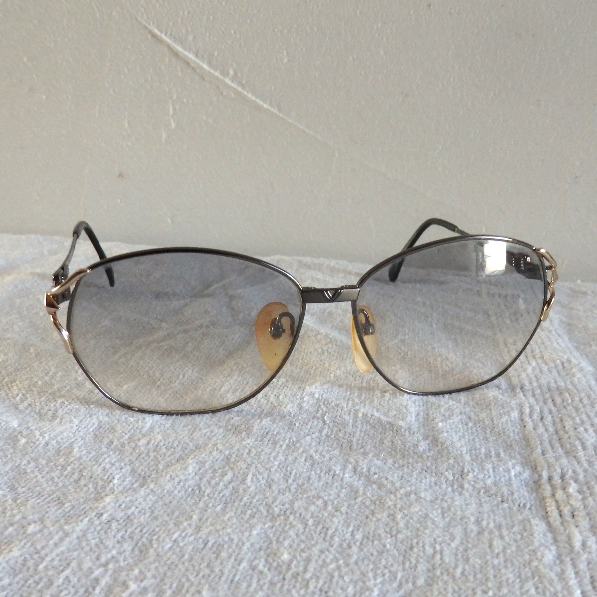 YVES SAINT LAURENT イヴ・サンローランサングラス31-0602 メガネ眼鏡