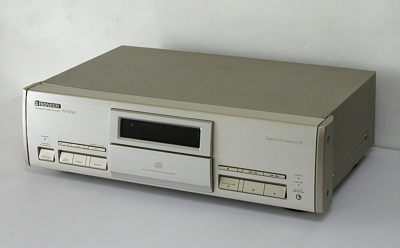 Pioneer 　パイオニア　　CDプレーヤー　　PD-T04S　　中古品