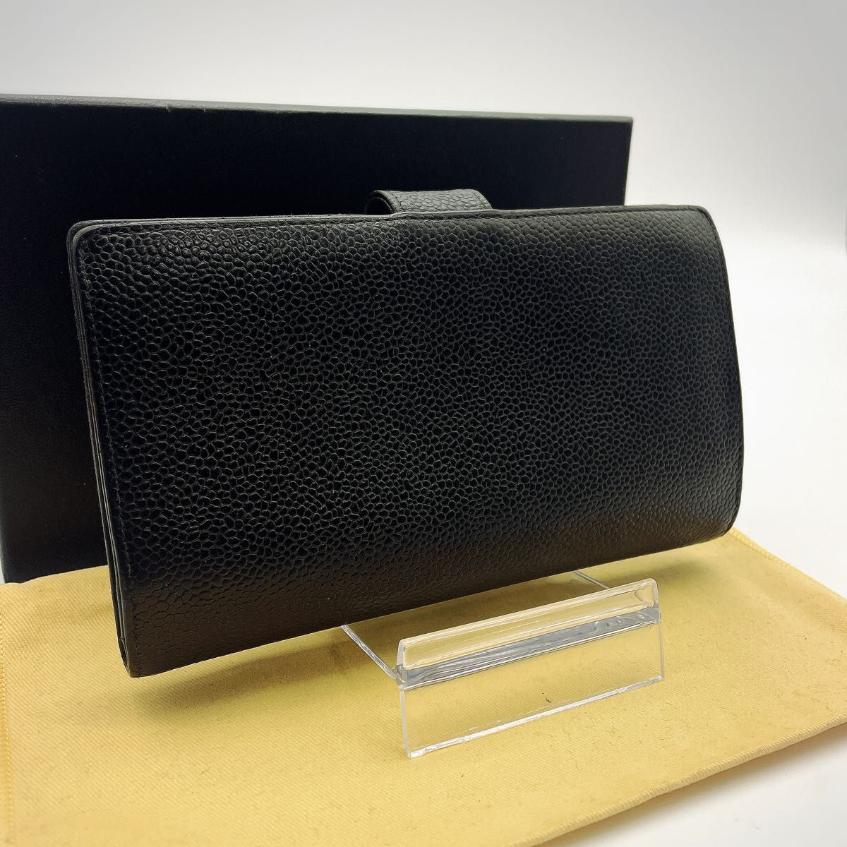 極上美品 シャネル キャビアスキン がま口 デカココ 長財布 ブラック