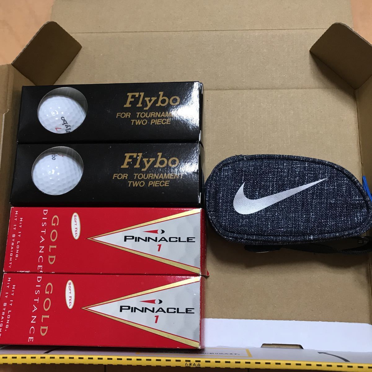 NIKE ナイキゴルフ ボールケース グレー 美品 送料込 オマケ付 NIKE ナイキゴルフ ボールケース グレー 美品 送料込 オマケ付