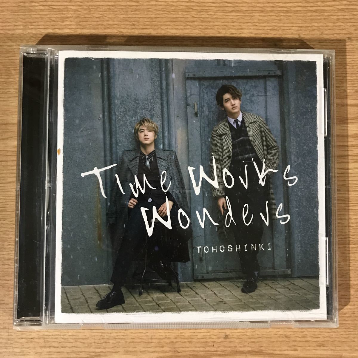 (D314)中古CD100円 東方神起 Time Works Wonders_画像1