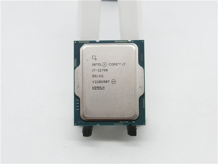 CPU インテルIntel Core I7-12700 プロセッサー 中古 動作確認済み