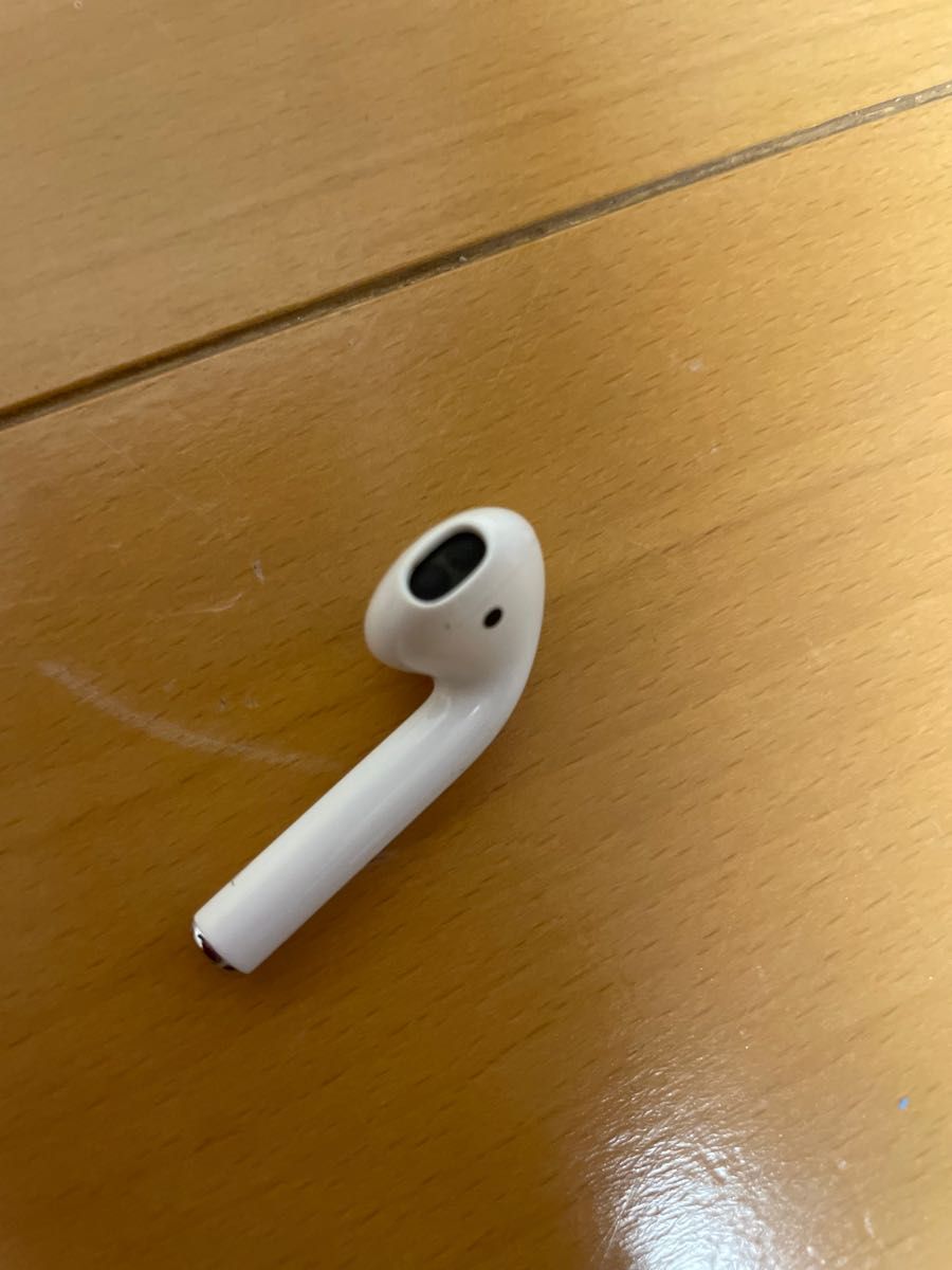Apple AirPods (第1世代) 左耳+充電ケース Apple アップルエアーポッズ 