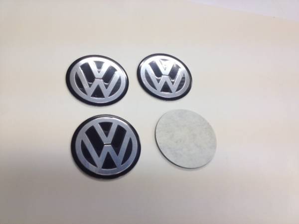 ■新品 VW エンブレム 60mmフラットタイプ ４枚で_画像2