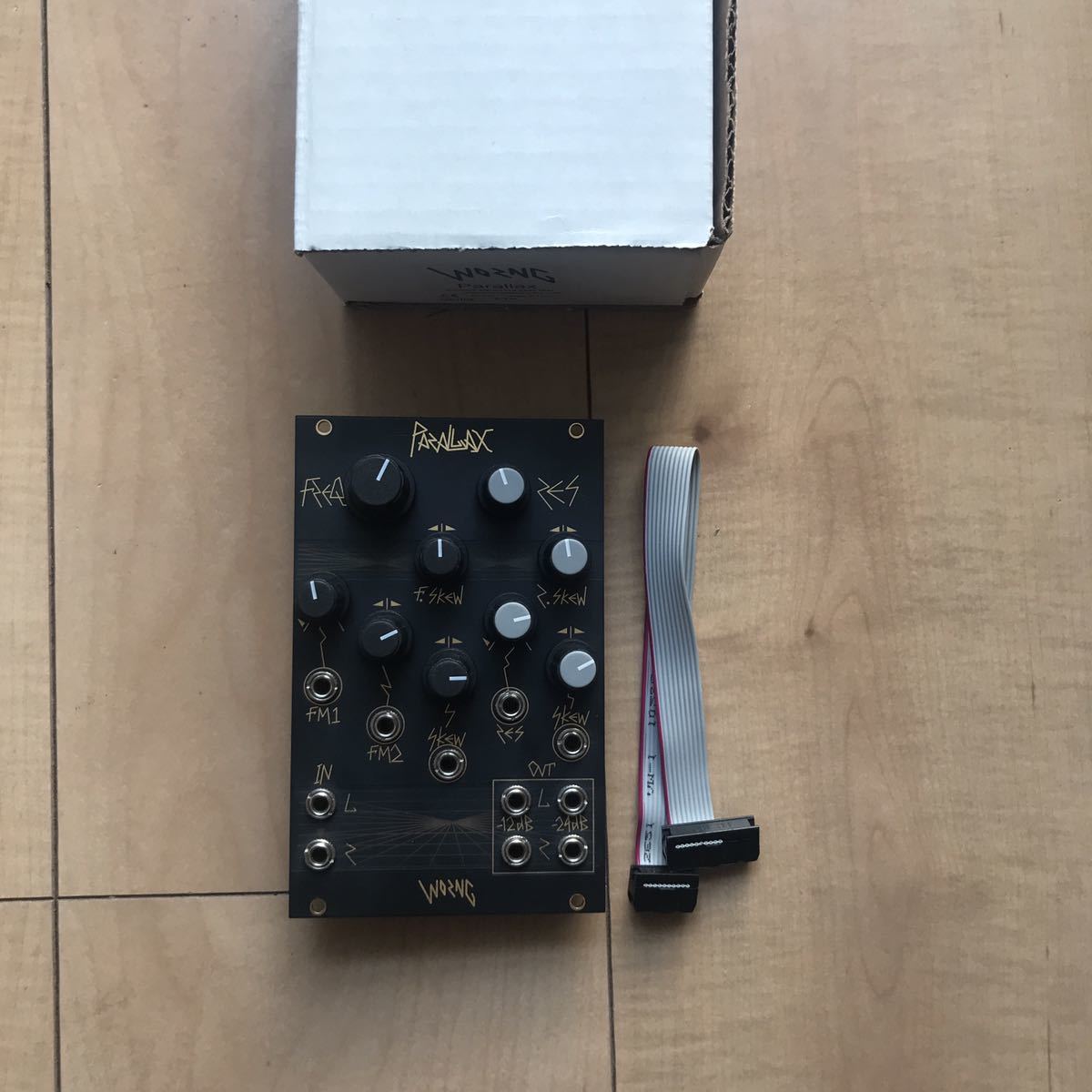 スへの 【美品】worng parallax sequential pro-one モジュラーシンセ