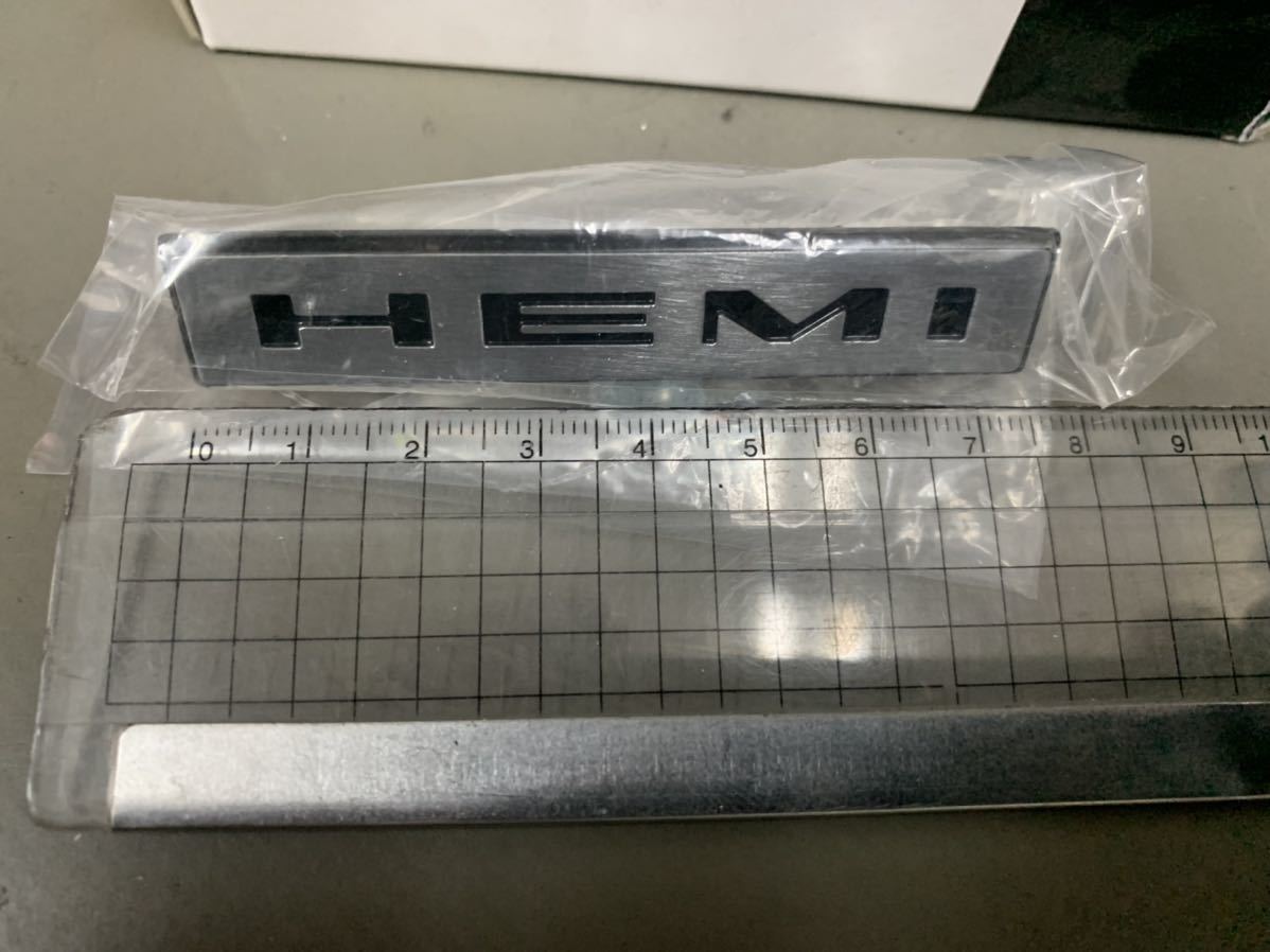 プリムス HEMI トランク エンブレム 検索 OER クライスラー ダッジ チャージャー チャレンジャー マグナム 300C クーダ GTXの画像3