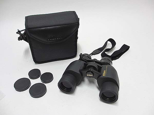 Nikon ニコン Action 7-15×35 5.5° at 7x ZOOM 双眼鏡 ケース付き