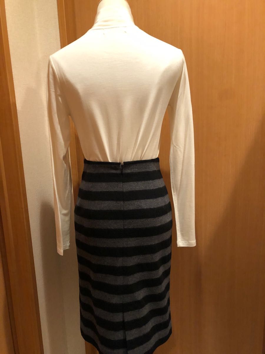 【美品】ディノス（Cara）日本製ウールボーダースカート