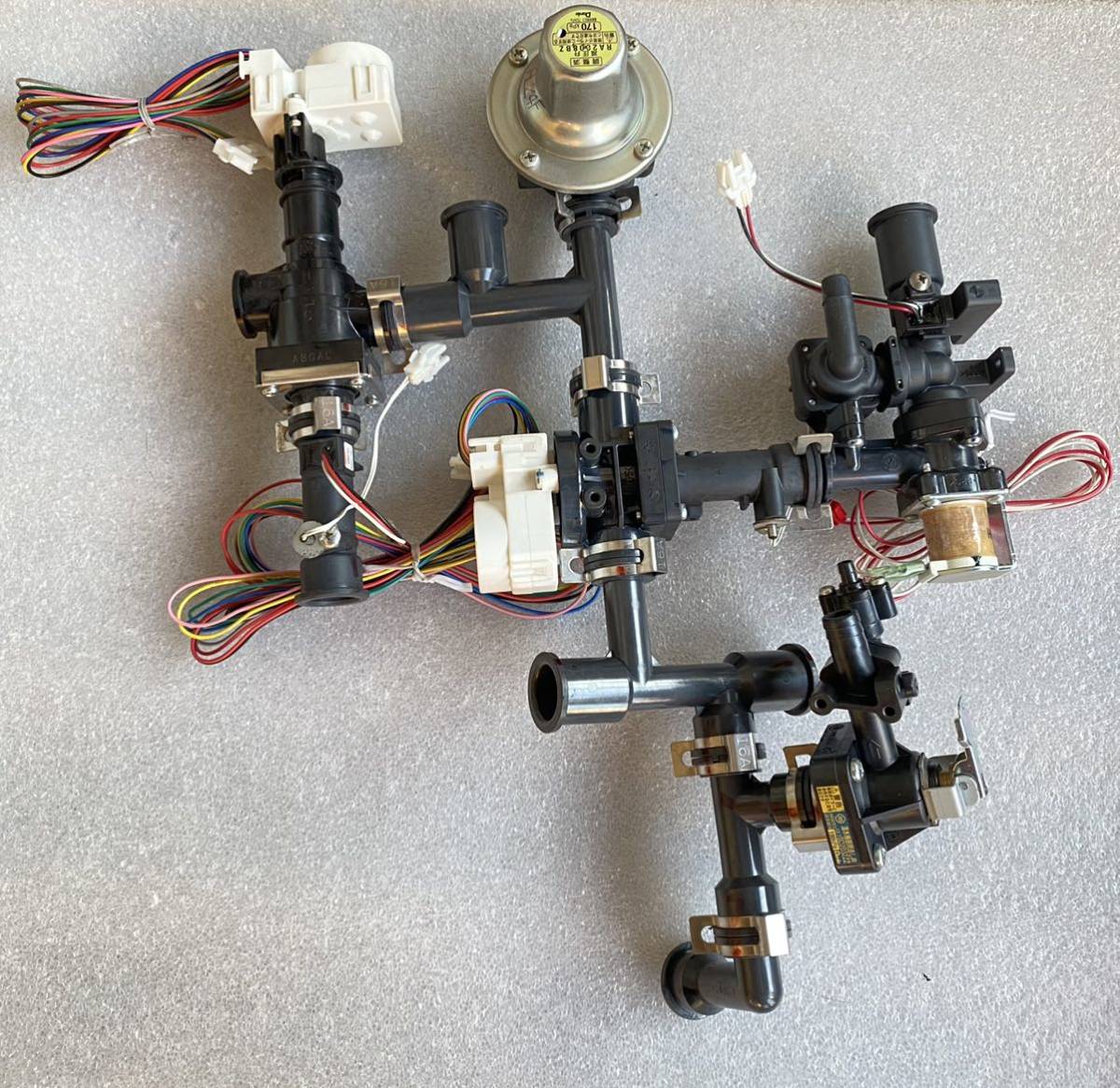 動作美品 エコキュート貯湯ユニット 混合弁NSAE101 電磁給湯弁 動作美品 エコキュート貯湯ユニット 混合弁NSAE101 電磁給湯弁