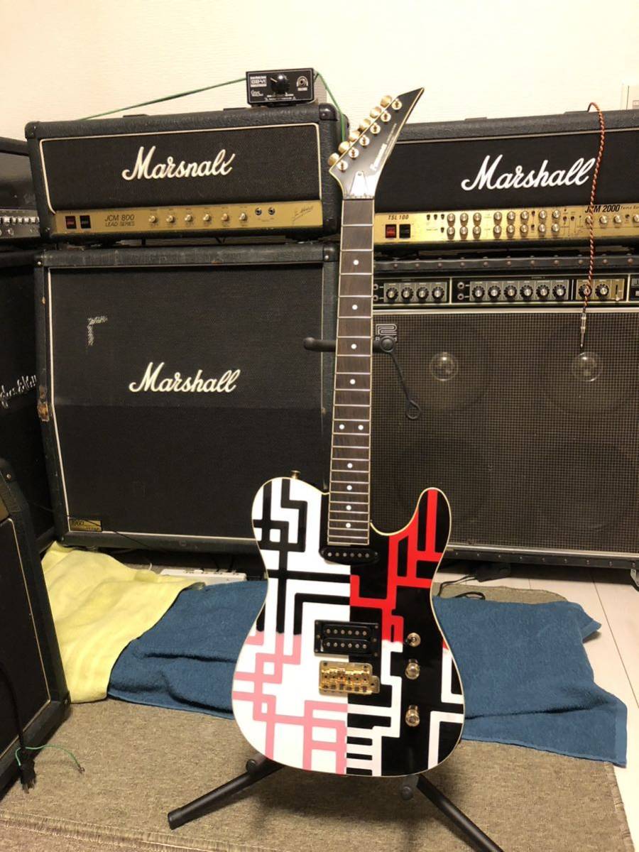 速くおよび自由な 極上 布袋 FERNANDES(フェルナンデス)エレキギター