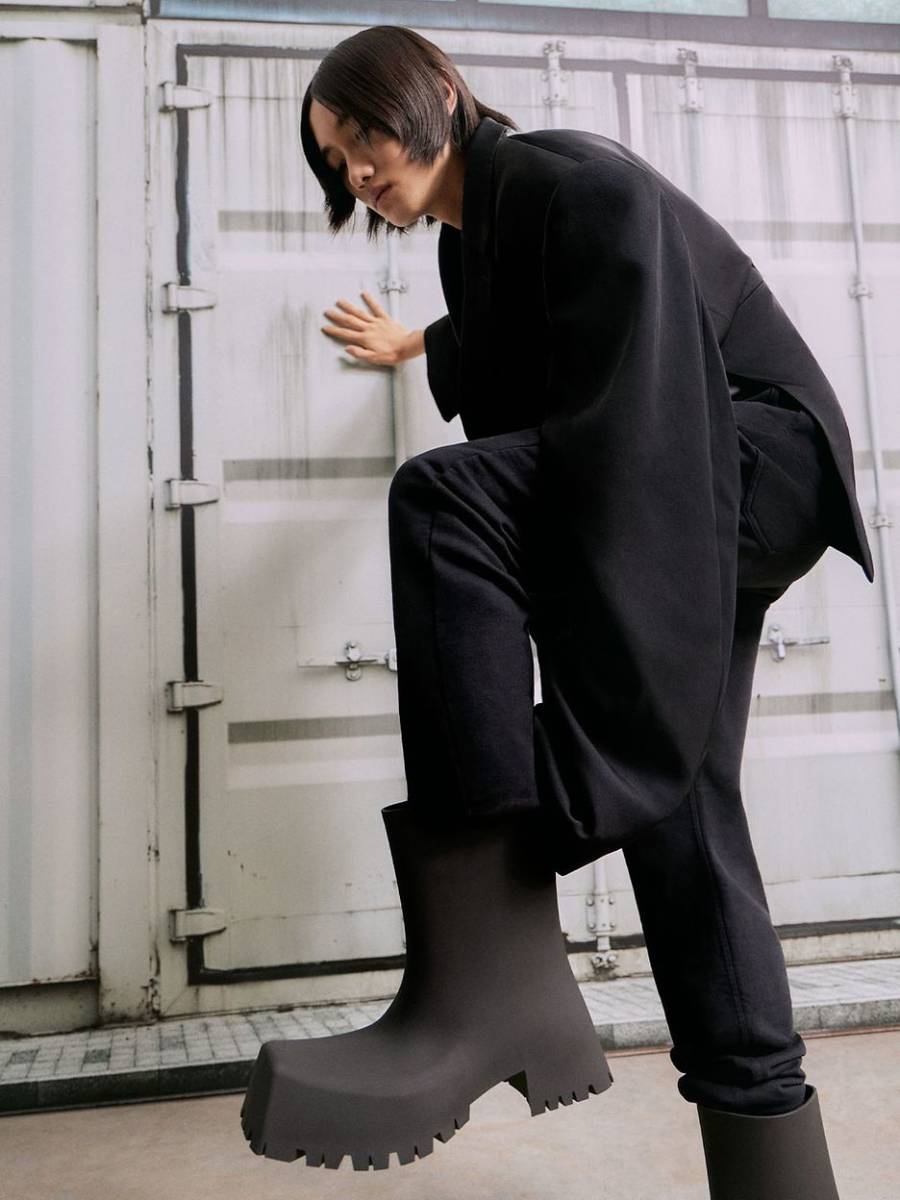 サマーセール35%オフ balenciaga TROOPER RUBBER BOOTS 24.5cm | www