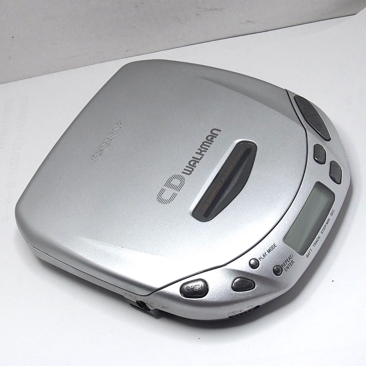 ソニー D-E404 CDウォークマン 動作OK 良音 ACアダプター等一式 ソニー D-E404 CDウォークマン 動作OK 良音 ACアダプター等一式