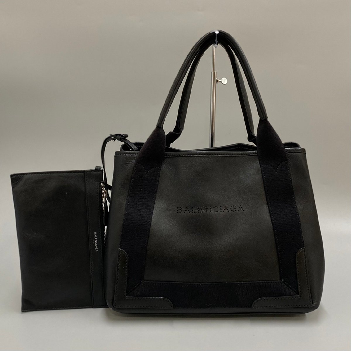 ドレスに 1円 極 美品 ポーチ付き BALENCIAGA バレンシアガ ネイビー