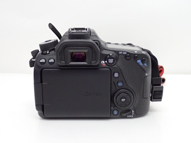 Canon Eos 80D レンズキット デジタル一眼レフカメラ キヤノン イオス EF-S 18-135mm F3.5-5.6 IS USM  696A2-3