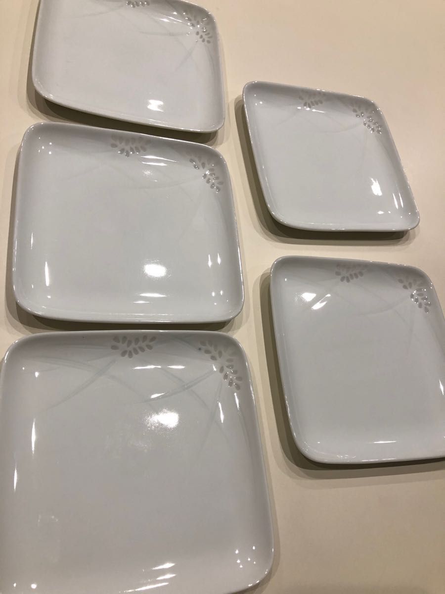 白山陶器　小皿　角皿