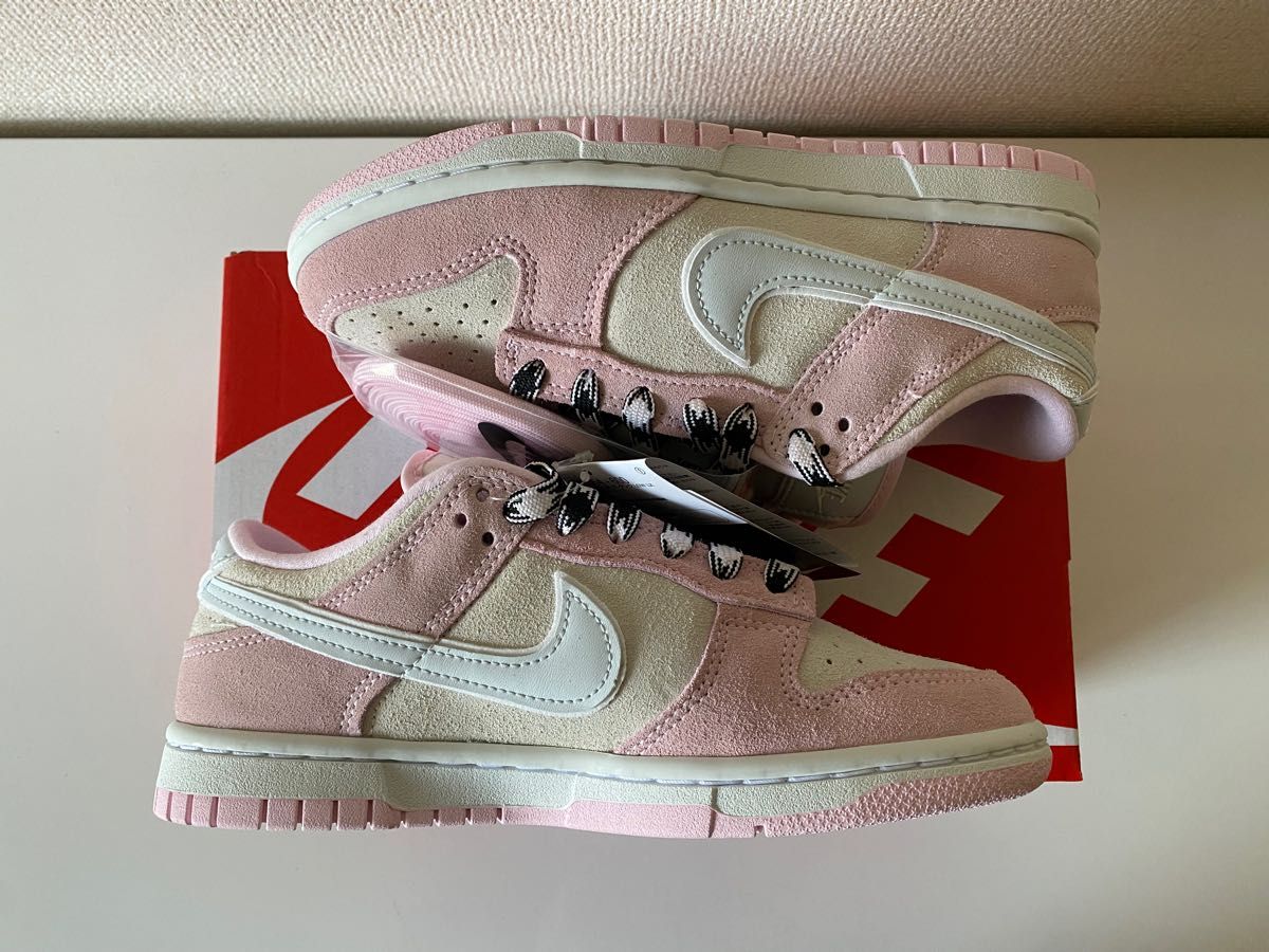 ナイキ ウィメンズ ダンク ロー LX ピンクフォーム　23cm Nike WMNS Dunk Low LX Pink Foam