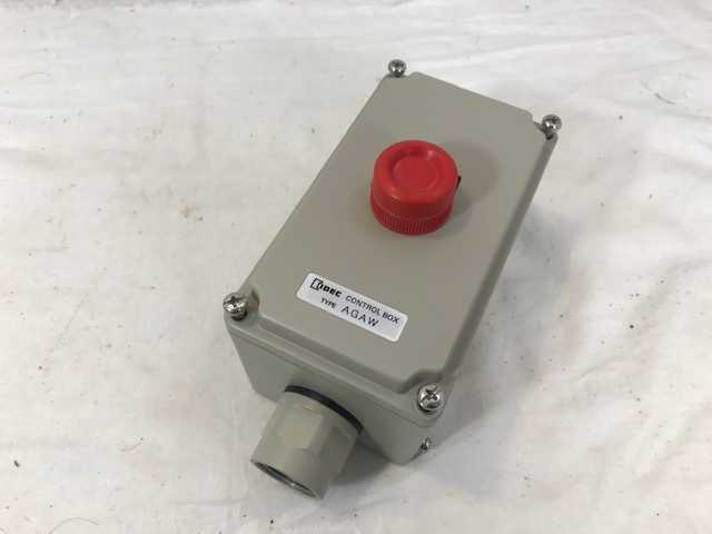 IDEC　CONTROL BOX　コントロールボックスTYPE AGAW　125/300V 5/3A 電磁用 防雨型_画像1