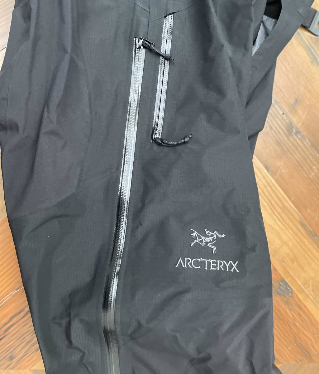 美品】アークテリクス ベータ AR パンツ SIZE S 黒 / Arc'teryx 美品】アークテリクス ベータ AR パンツ SIZE S 黒 / Arc'teryx