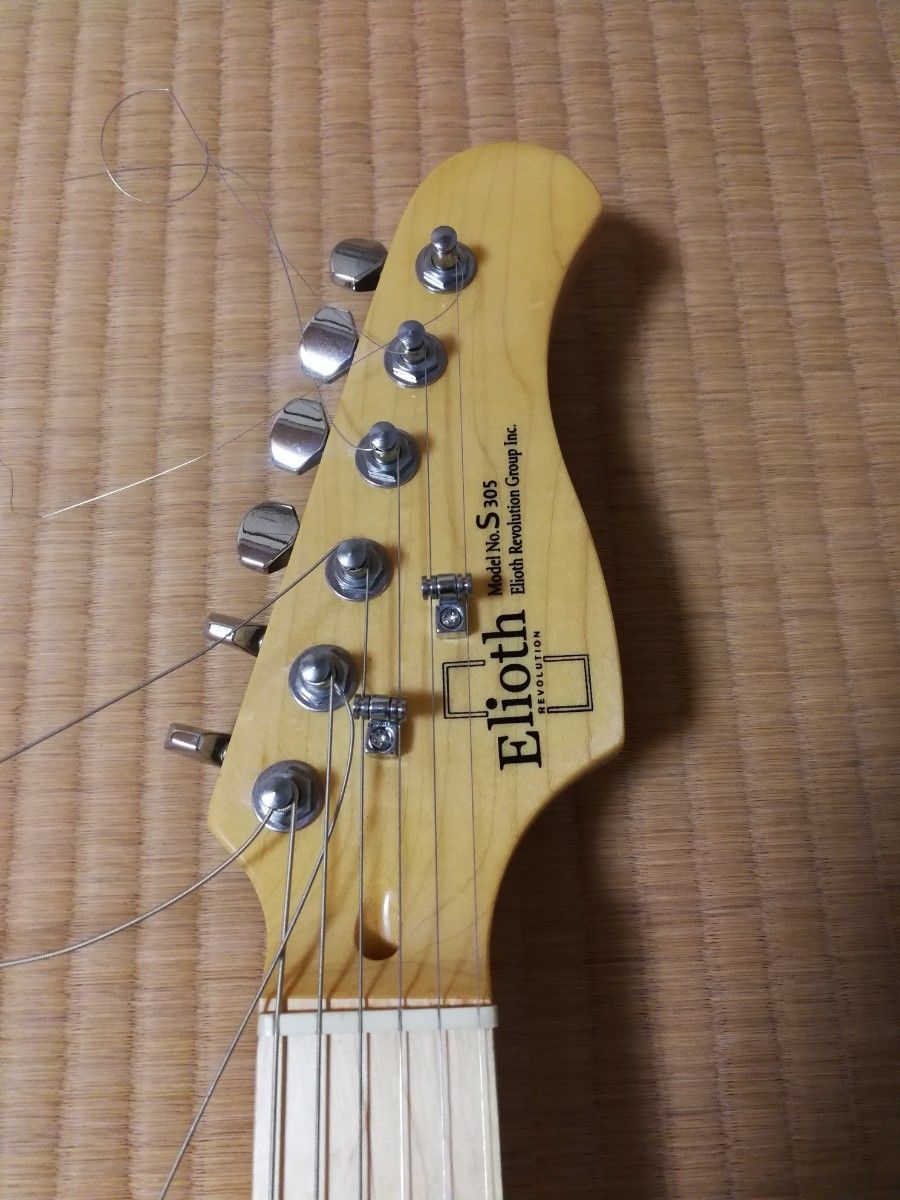 Elioth エリオスエレキギター Model No.S305-