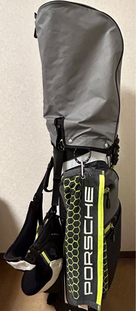 希少 】ポルシェデザインのスタンドキャディバッグ(専用タオル 希少 】ポルシェデザインのスタンドキャディバッグ(専用タオル