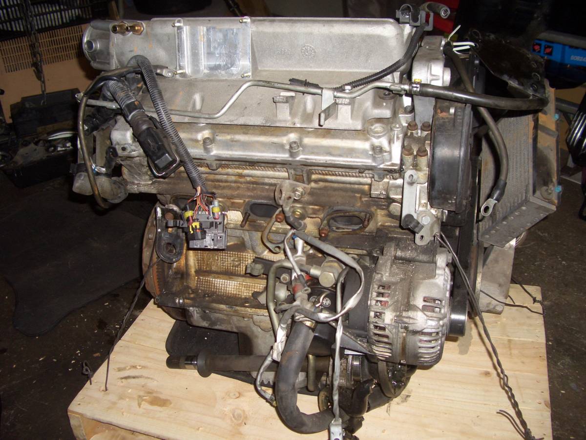 937AXL アルファロメオ 147 GTA エンジン 本体 3.2 V6 実働車降ろし 異音白煙無し【K】