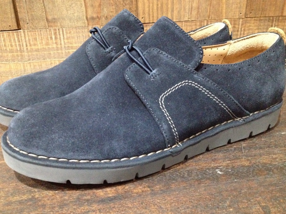 未使用 Clarks（クラークス） Un Ava アンストラクチャード・シリーズ　紺　uk51/2　アウ゛ァ　スエード　レザー　定価22000円_画像1