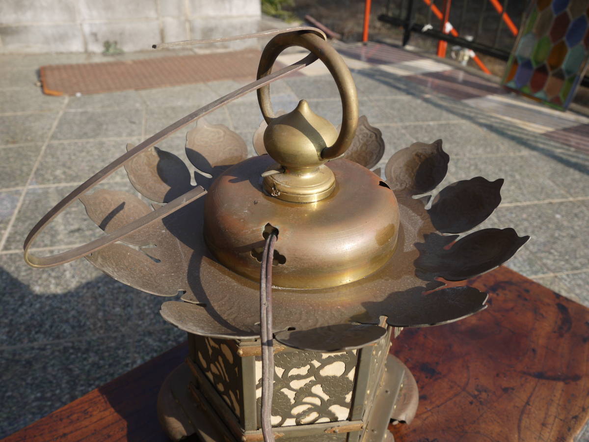 H30204】吊り灯籠 「幅30cmx高さ37cm」 仏具 仏教美術 寺院 H30204】吊り灯籠 「幅30cmx高さ37cm」 仏具 仏教美術 寺院