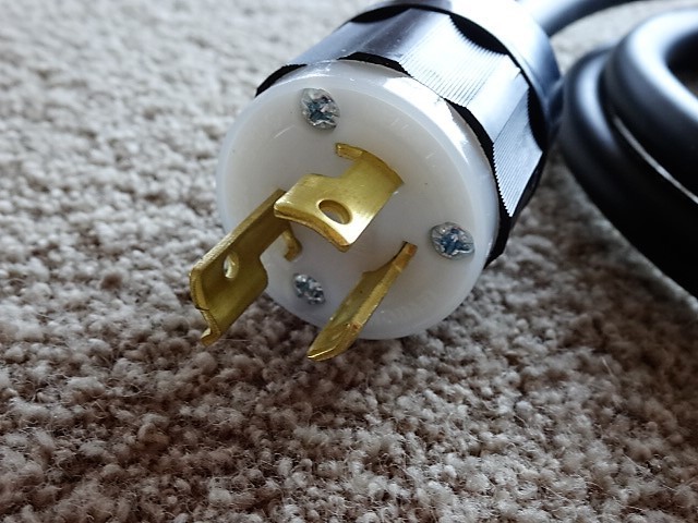 200V仕様☆唯一無二!カナレCANARE&レビトンLEVITONプロスペック非