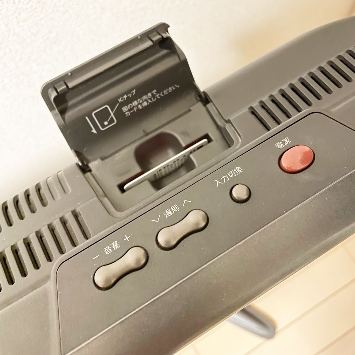 美品】シャープ アクオス 亀山モデル 37V LG-37GS10 2007年製 美品】シャープ アクオス 亀山モデル 37V LG-37GS10 2007年製