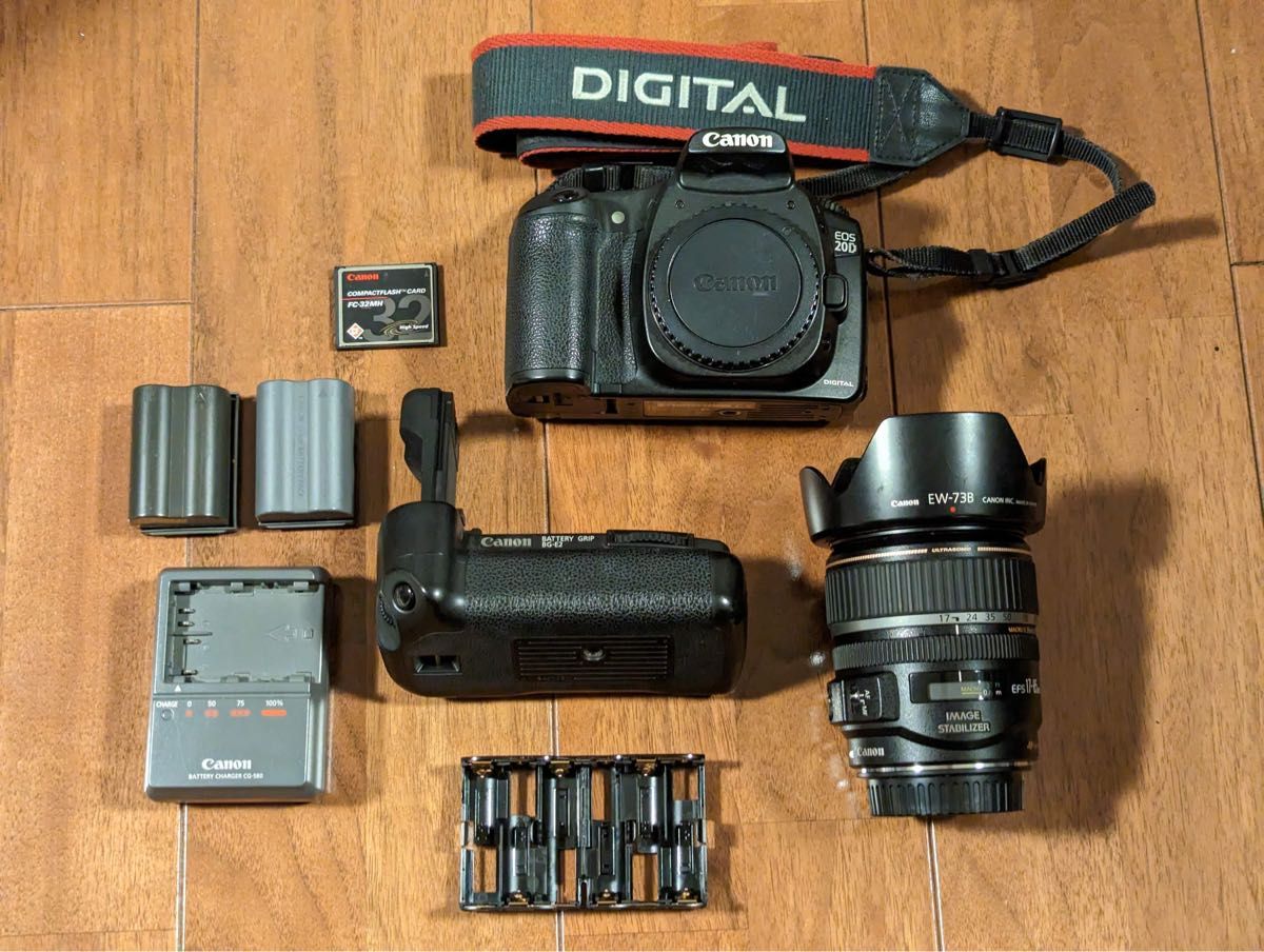 最も優遇 標準ズームレンズ EOS20D 小傷汚れ有り箱なし & APS-C対応 EF