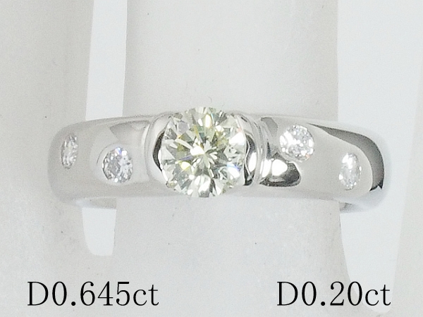 清水屋《送料無料》中央ダイヤモンド/0.645ct メレダイヤ/0.20ct デザイン リング Pt900 14号_画像1