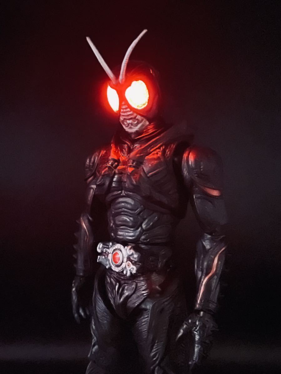 【ワイヤレスLED発光】仮面ライダーBLACK SUN ブラックサン フィギュア ムービーモンスター ソフビ 可動改造・リペイント品