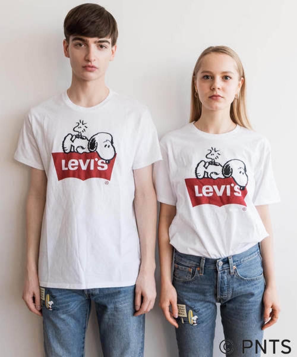 【値引き不可】新品リーバイス×スヌーピーLEVI'S×PEANUTSコラボ　バットウィングスヌーピー Tシャツ MＬ【完売品レア】