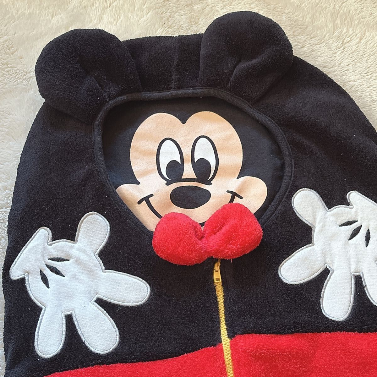 【美品】Disney ミッキーマウス フリース素材 おくるみ ベビー用品 出産準備