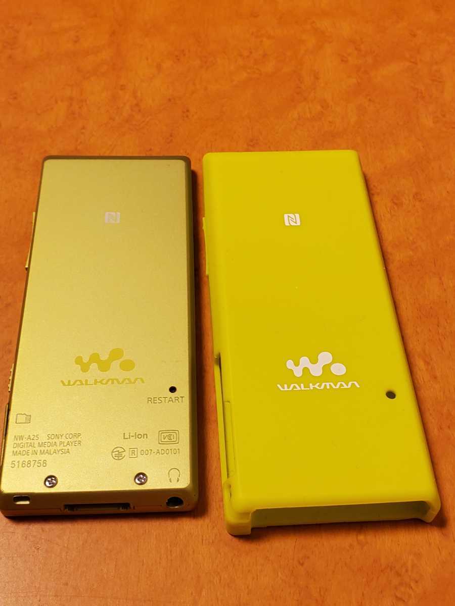 SONY WALKMAN NW-A25 送料込み シリコンケース 純正ケーブル_画像4