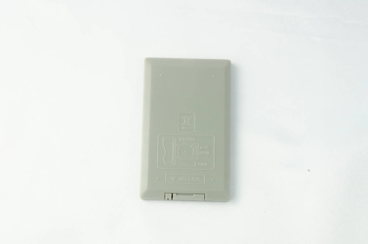 【送料無料/動作確認済】TOSHIBA 東芝 SD/USB/CDラジオリモコン TRM-CWX80 TY-CWX80