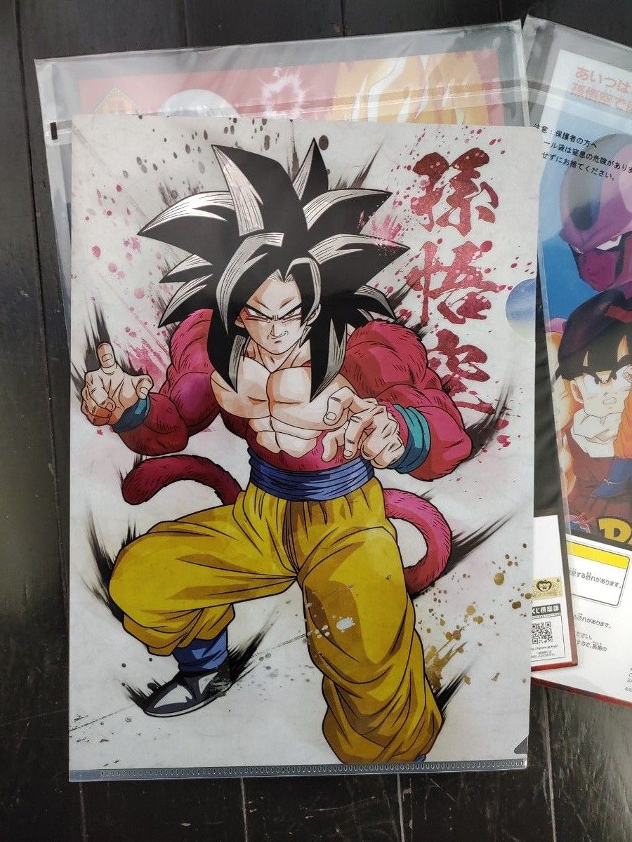 ートウエハ ドラゴンボール シークレット ポストカード 色紙 クリア