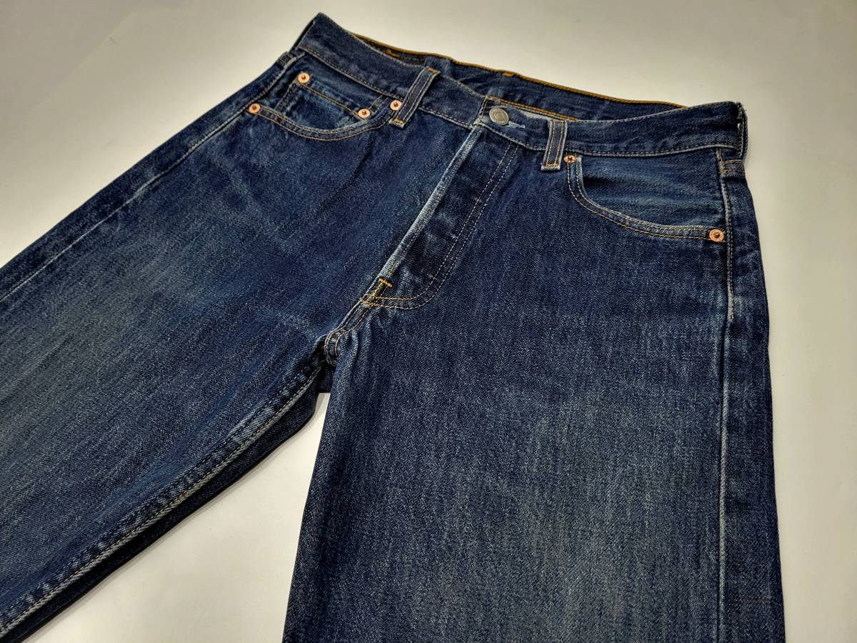 良好 良い色落ち 99年 USA製 levi's 501 w30 リーバイス 90年代 90s アメリカ製 ヒゲ落ち ハチの巣 ビンテージジーンズ_画像5