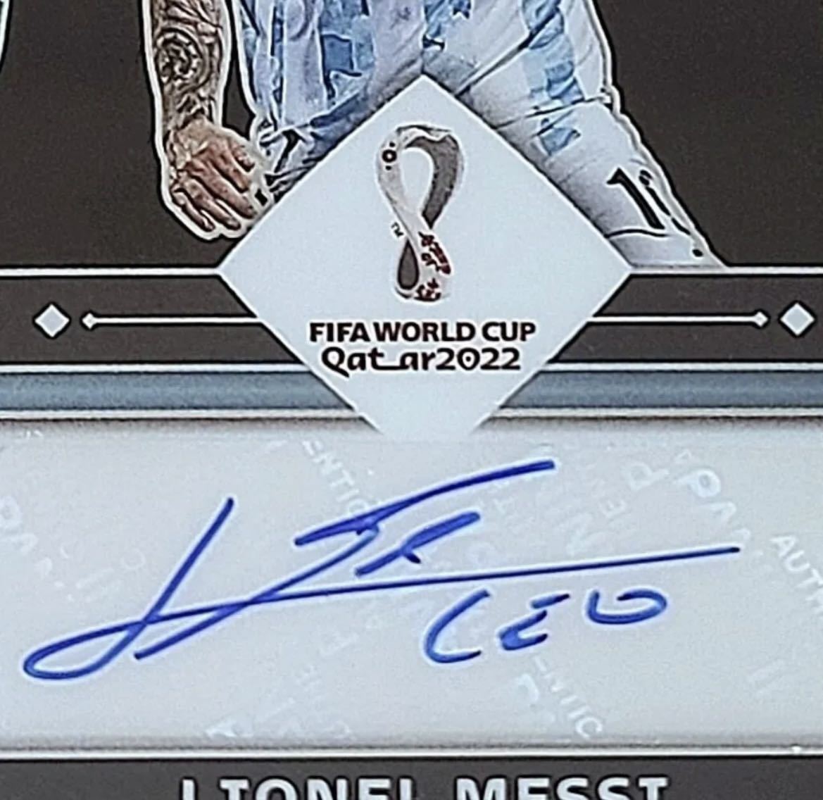 ★2022 Lionel Messi Panini Prizm World Cup Soccer Signatures AUTO 直筆サインカード メッシ アルゼンチン ワールドカップの画像3