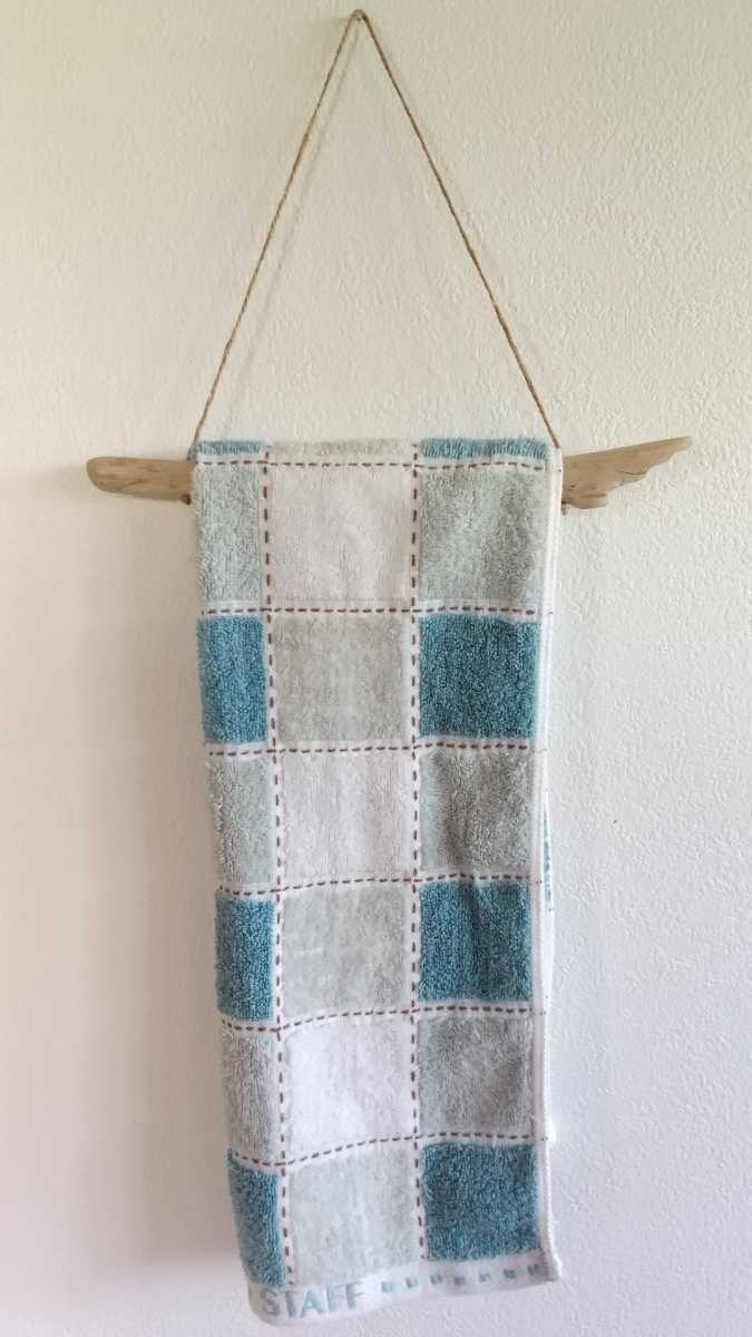 g* driftwood hand made * towel hanger * hanger * towel ..* scarf ..* stole ..* muffler ..* hanging 
