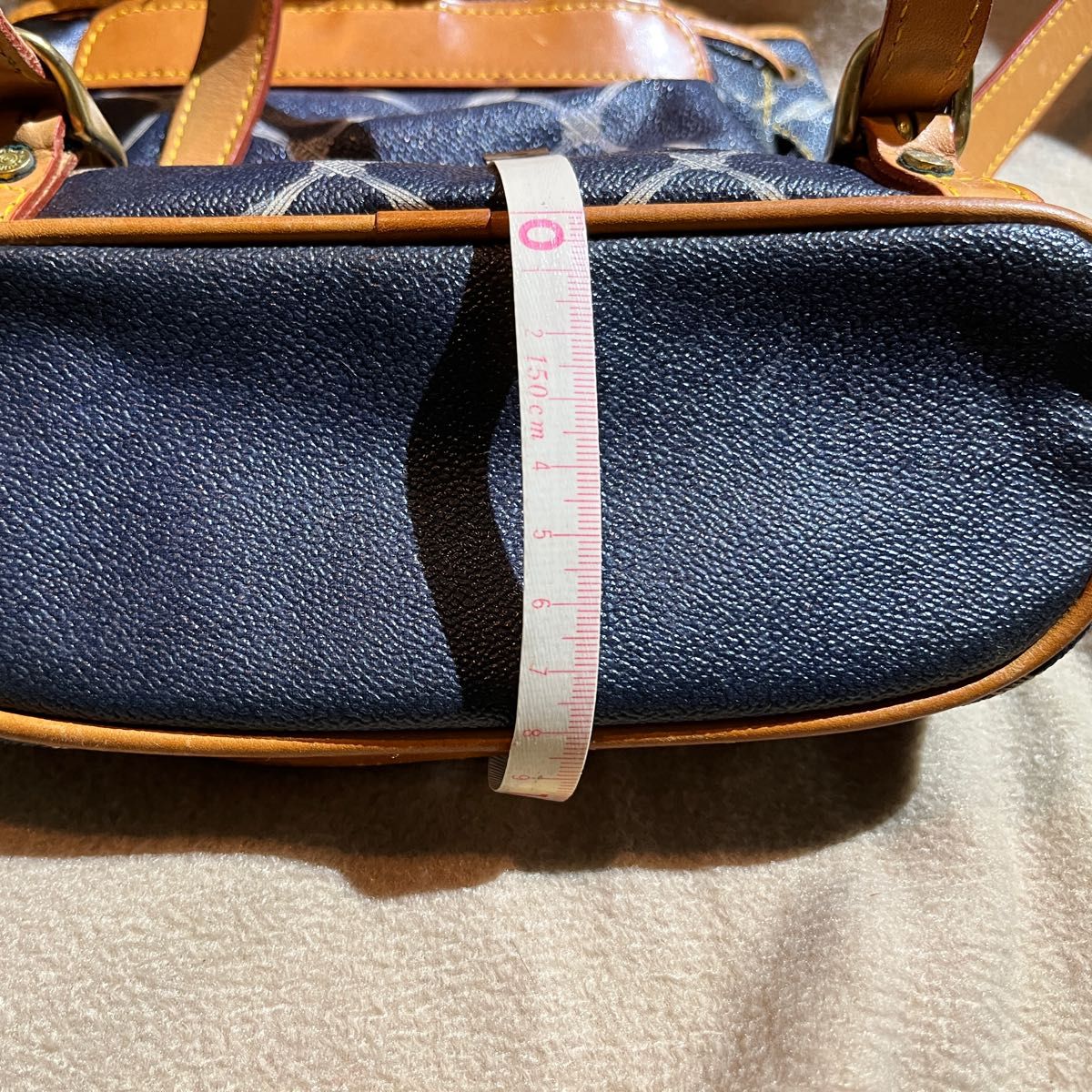 美品】Hunting World ハンティングワールド ミニリュック 紺色 美品】Hunting World ハンティングワールド ミニリュック 紺色