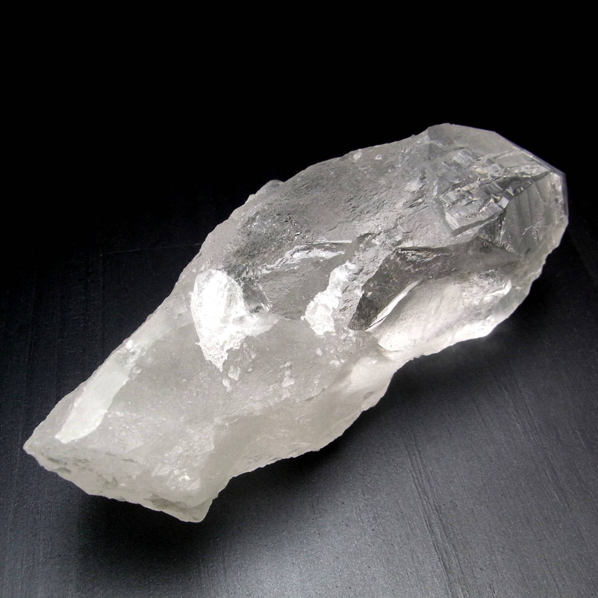 希少水晶】ネパール ガネーシュヒマール産 ヒマラヤ水晶の原石 493g