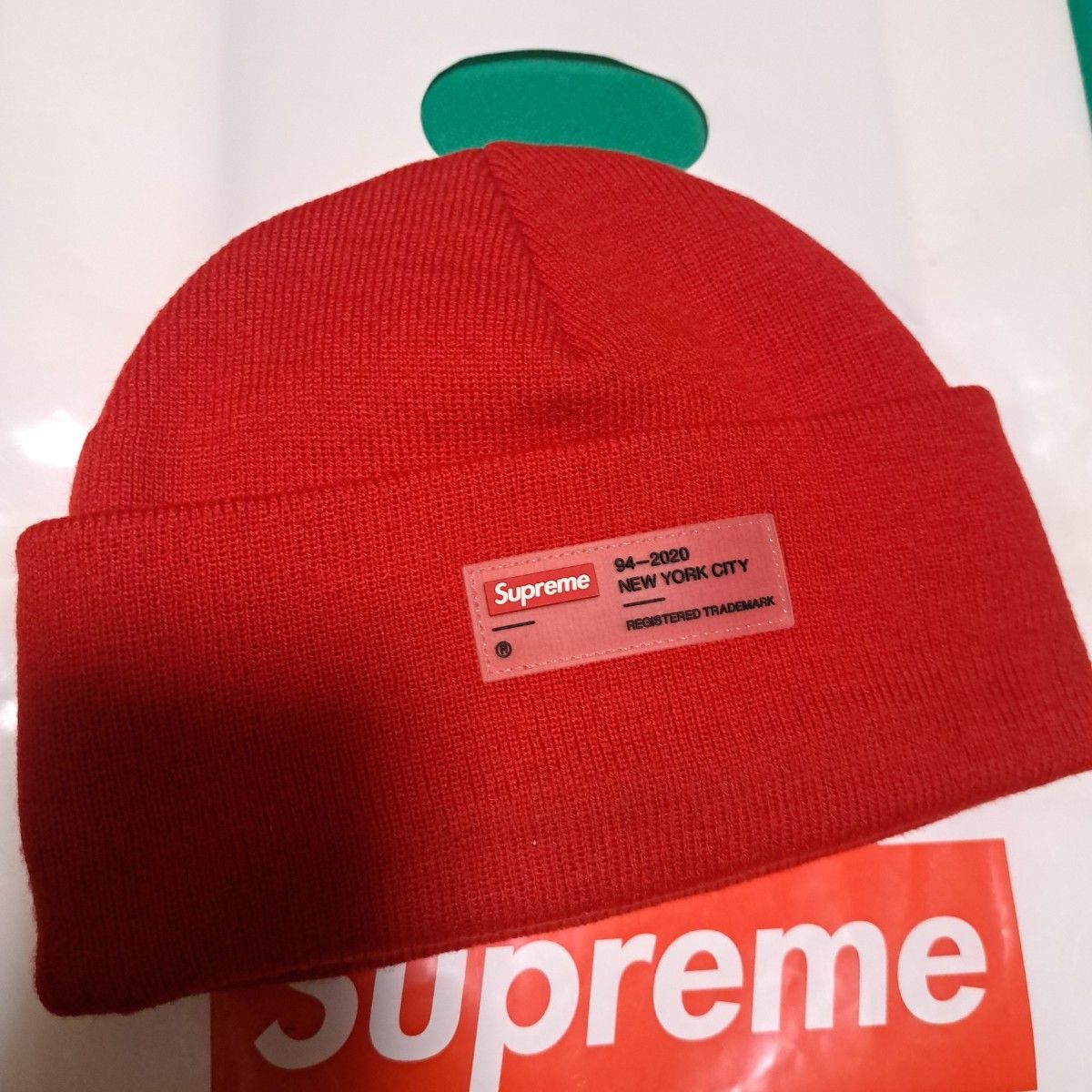 Supreme Clear Label Beanie シュプリーム ビーニー レッド 22FW 新品未使用品、タグ付き