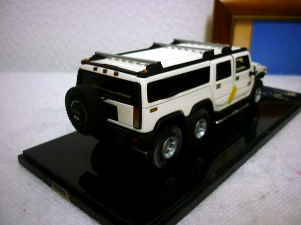 ハマー H2 リムジン 白 1/43 ミニカー HUMMER limousine_画像2