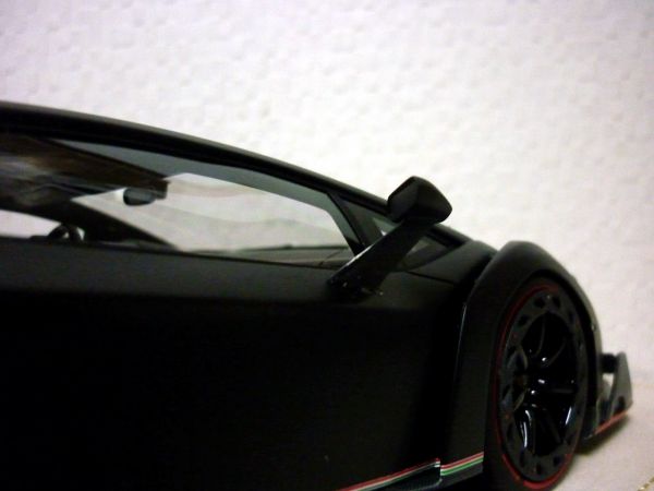 MRコレクション ランボルギーニ ヴェネーノ 1/18 ミニカー Lamborghini