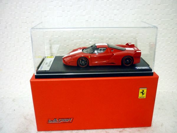 Look Smart フェラーリ FXX 2005 1/43 ミニカー 赤 Ferrari_画像3