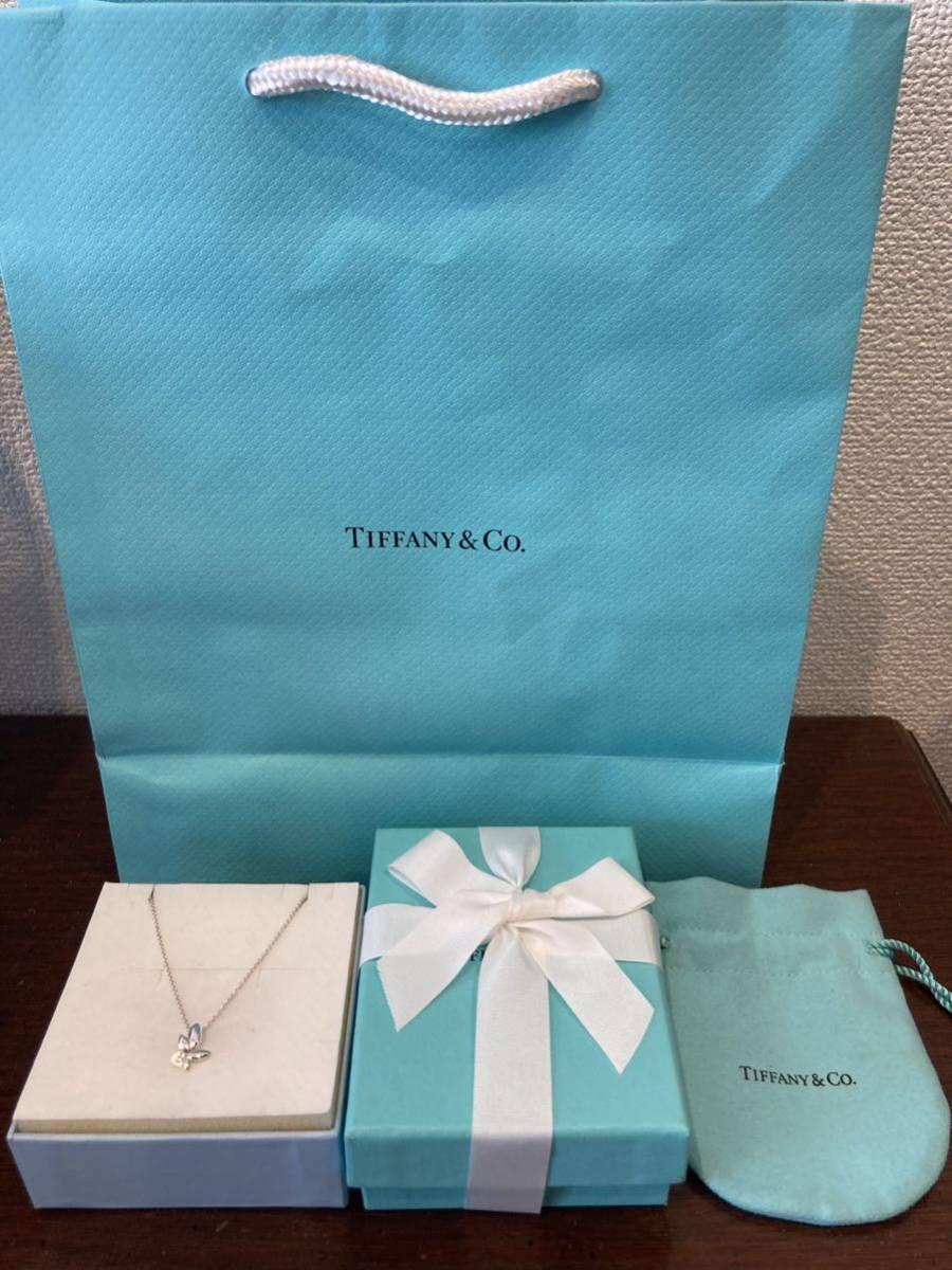 新品 正規品 ティファニー tiffany&co ネックレス　オリーブリーフ シルバー ケース巾着紙袋リボン 箱　プレゼント　リーフ　葉