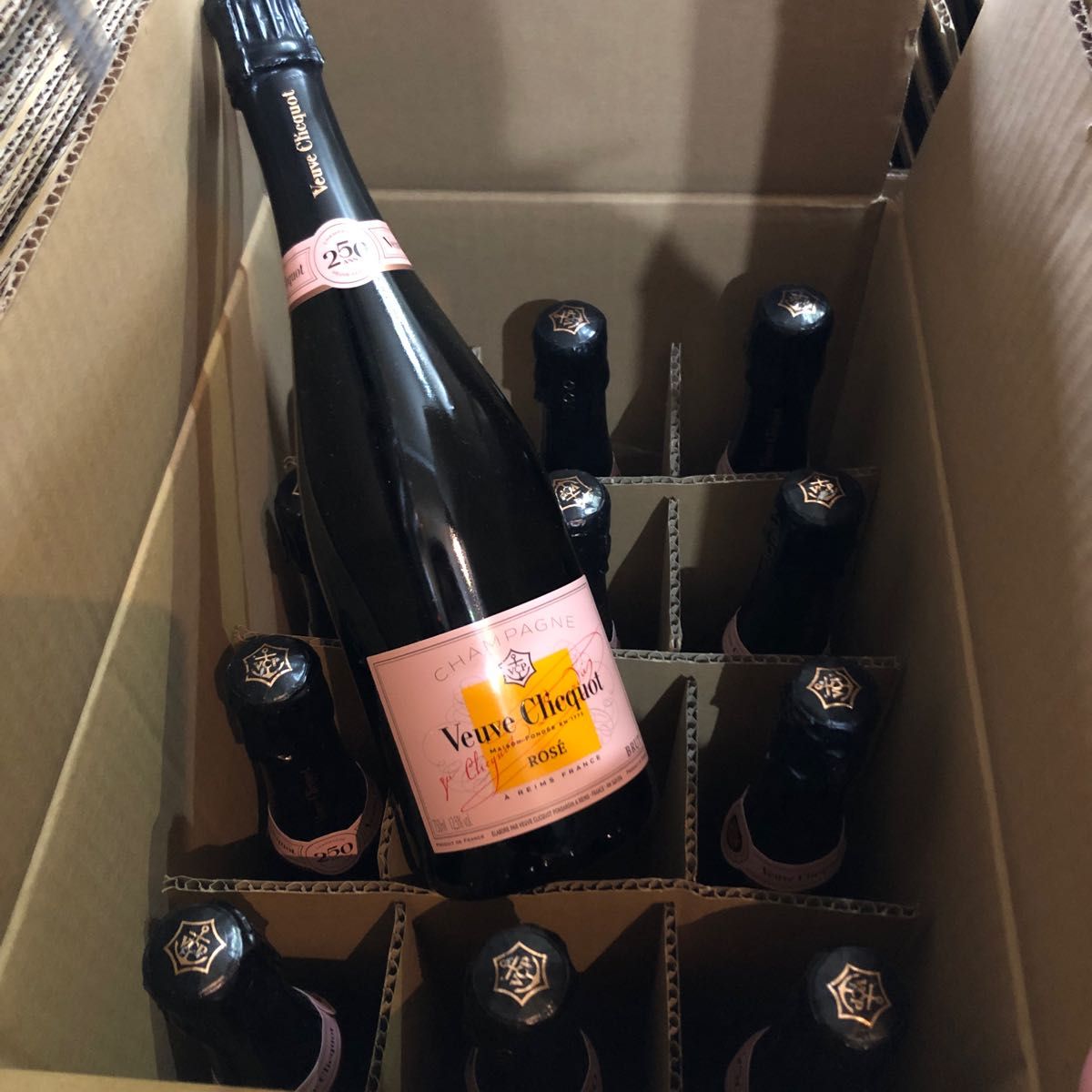 2021正規激安】 24本セット Veuve Clicquot ブリュット・ナトゥーレ