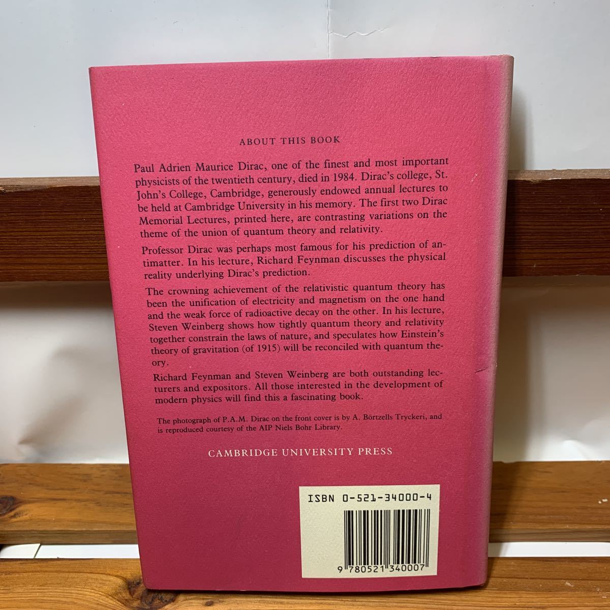 * Osaka Sakai city / receipt possible *Elementary Particles and the Laws of Physics THE 1986 DIRAC MEMORIAL LECTURES foreign book secondhand book old book *